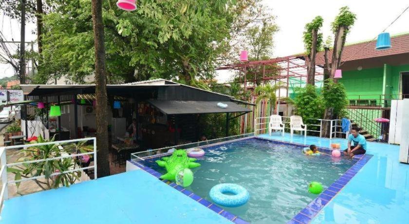 Oyo 1163 Eden Hostel Phuket Extérieur photo