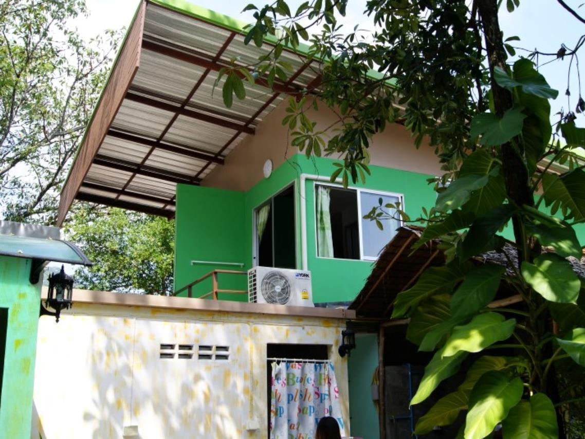 Oyo 1163 Eden Hostel Phuket Extérieur photo